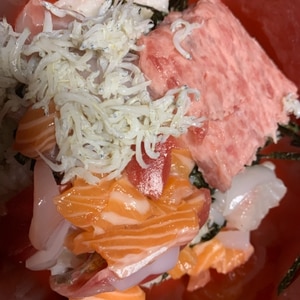 スーパーのお刺身で簡単豪華海鮮丼！